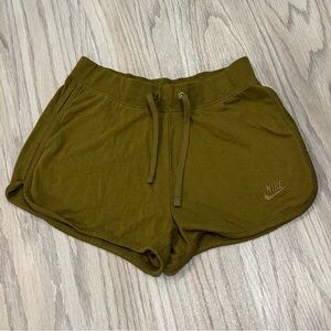 NIKE Lounge Lifestyle Sweat Shorts (Olive Green) women small